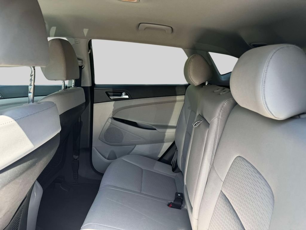 Used 2019 Gray Hyundai SE image 12