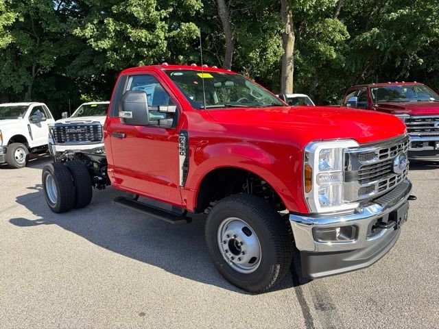 2026 Ford Chassis Cab F-350® XL