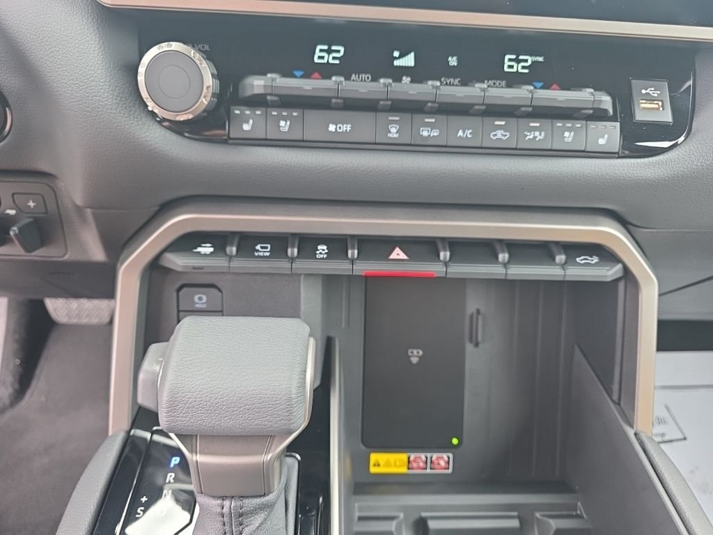 Certified Used 2026  Toyota Limited image 23