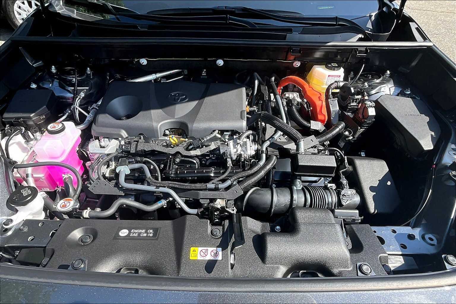 Used 2025 Magnetic Gray Metallic Toyota Hybrid XLE image 16