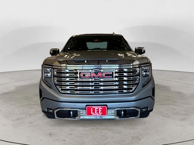 Used 2024 Silver GMC Denali image 9