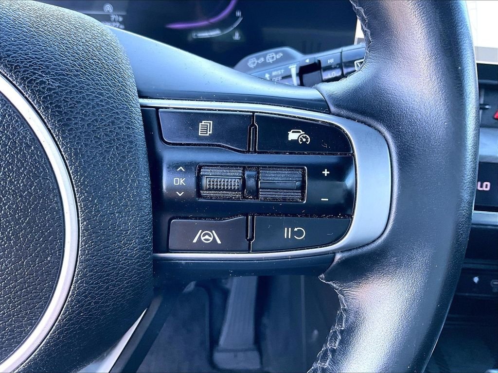 Used 2024 Gray Kia X-Line image 22