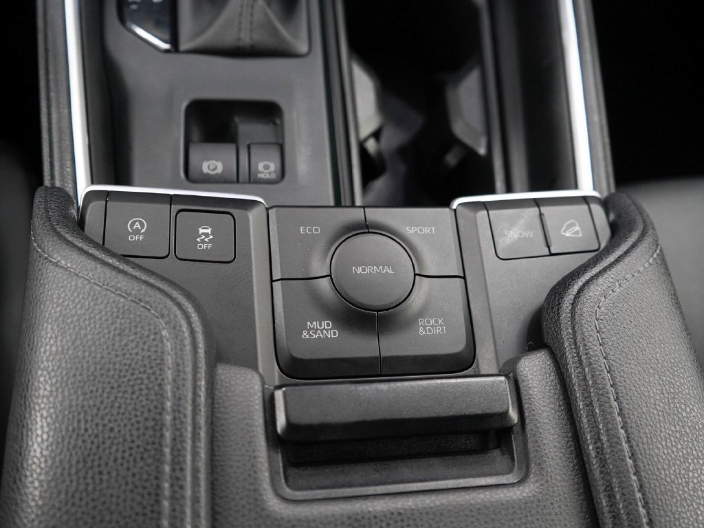 Used 2024 Pearl Toyota Xle image 25