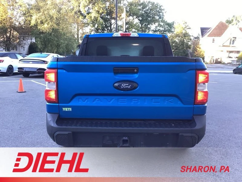 Used 2022 Blue Metallic Ford XL image 6
