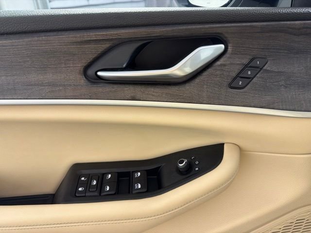 Certified Used 2023 White/off-white Jeep Limited image 17