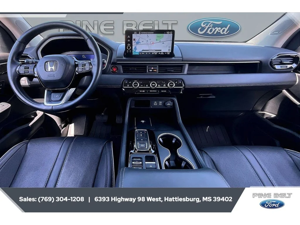 Used 2023 Sonic Gray Pearl Honda Elite image 13