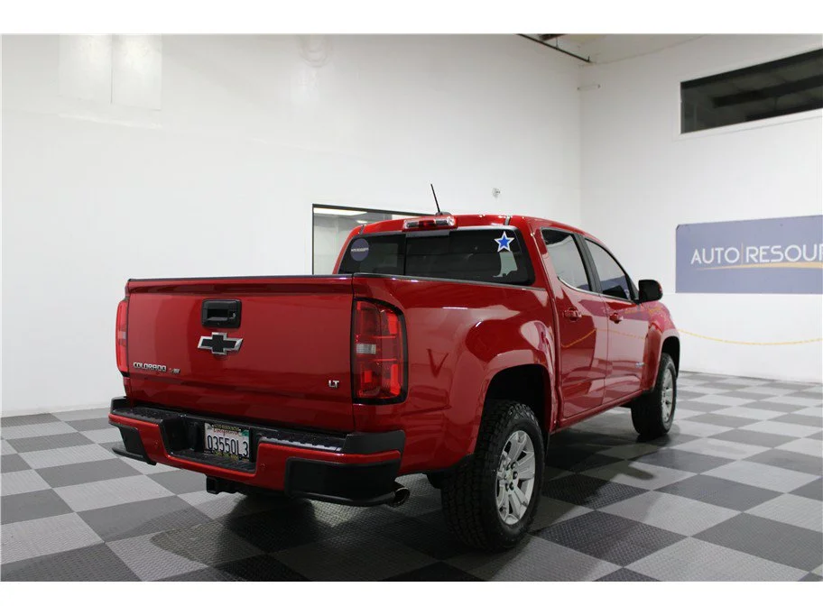 Used 2019 Red Hot Chevrolet 2WD LT image 4