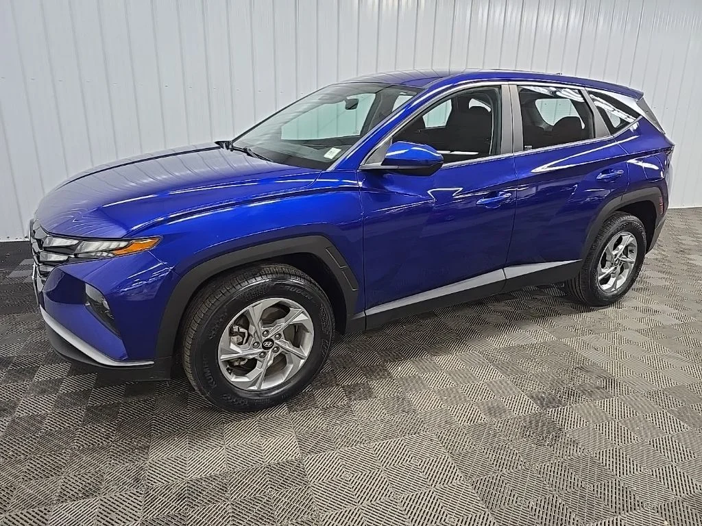 Used 2024 Intense Blue Hyundai SE image 7