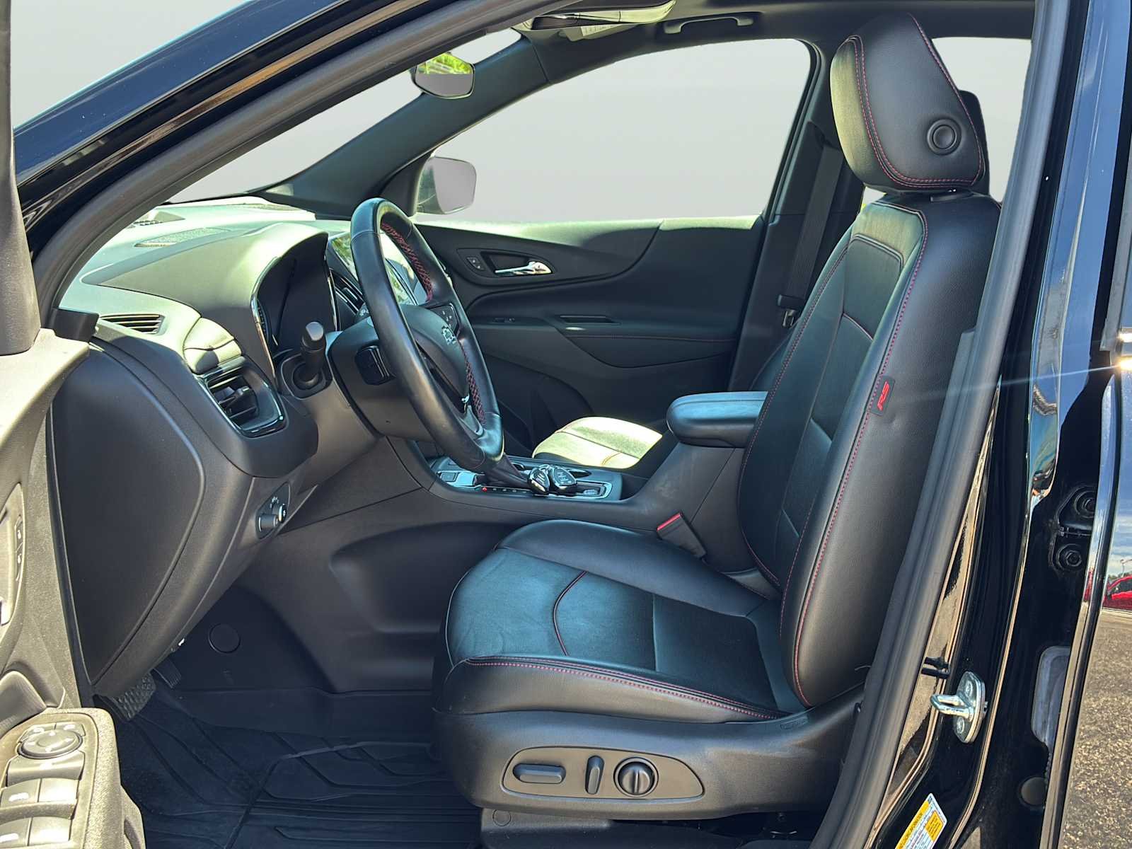 2023 Chevrolet Equinox RS - Photo 26