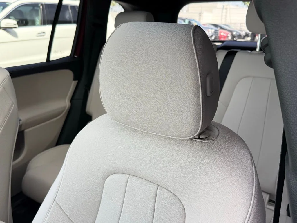 Certified Used 2026 Red Mercedes-Benz GLB 250 image 3