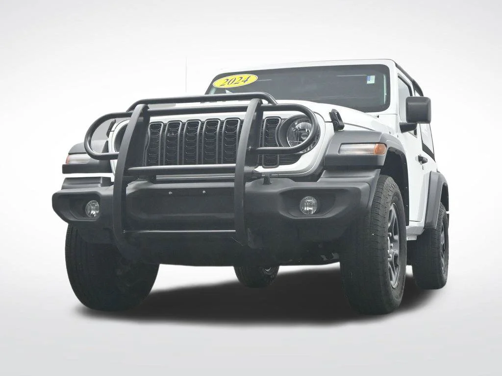 Used 2024 White Jeep Sport image 35