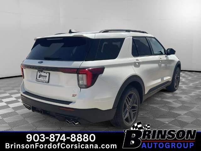 New 2026 Star White Metallic Tri-Coat Ford ST image 27