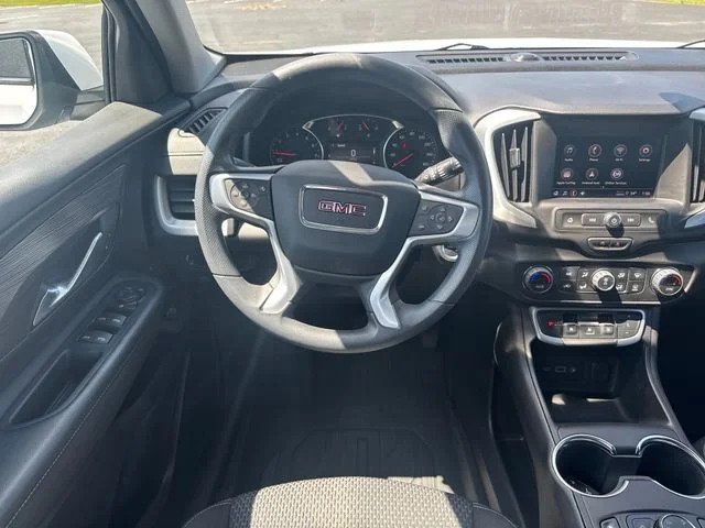 Used 2024 Summit White GMC SLE image 15