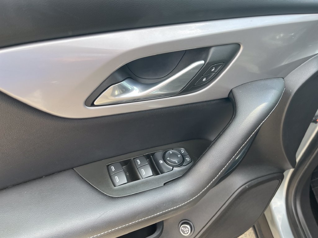 Used 2023 Gray Chevrolet LT image 10