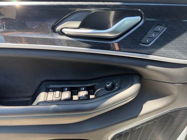 Used 2022 White Jeep Trailhawk 4xe image 14