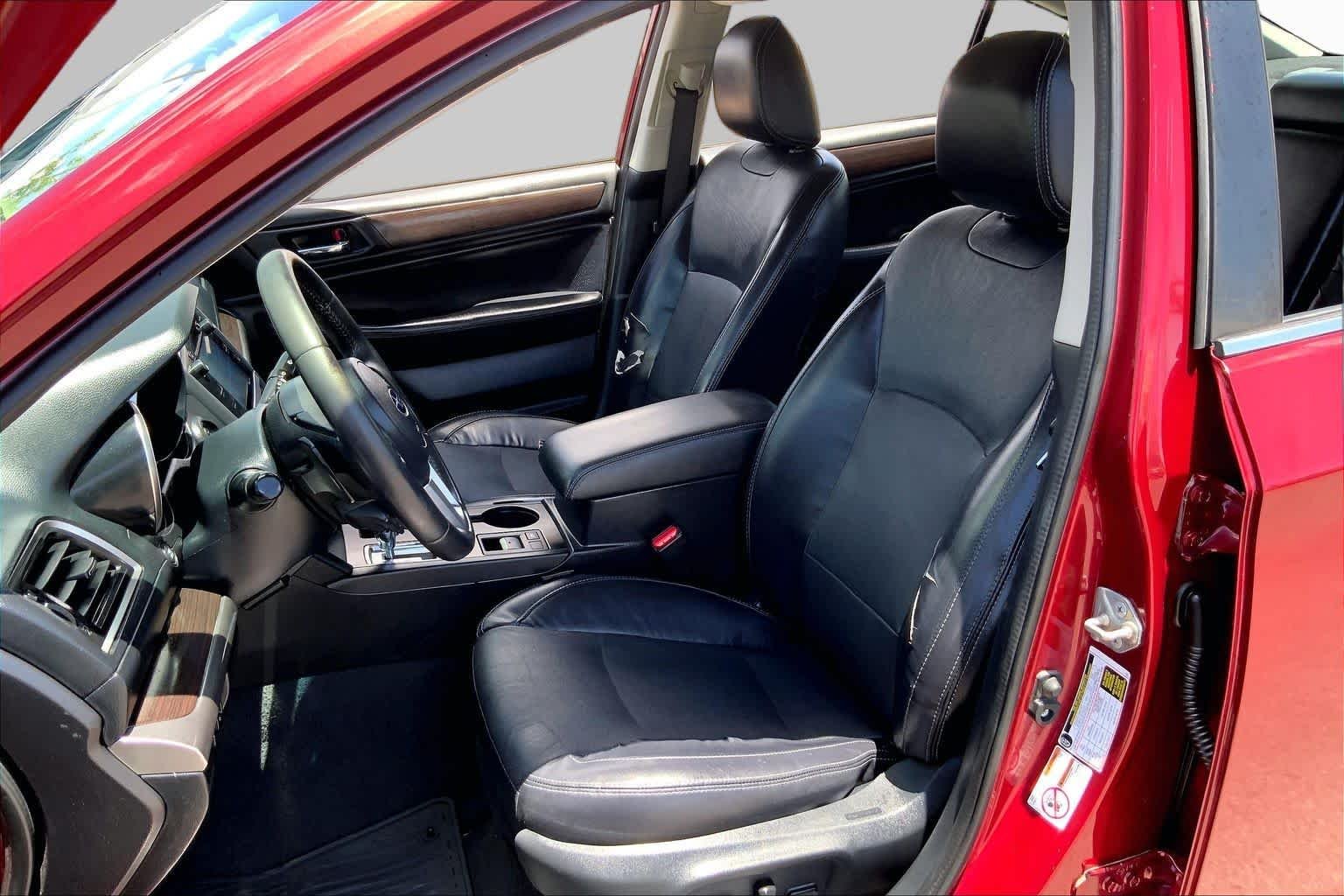 Pre-Owned 2017 Subaru Legacy Limited