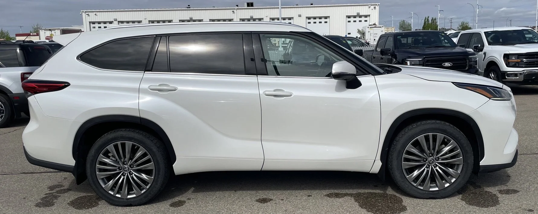 Used 2021 White Toyota LIMITED AWD **New Arrival** image 6