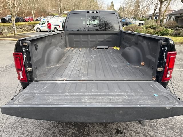 New 2025 Diamond Black Crystal Pearl-Coat Exterior Paint RAM Laramie image 12