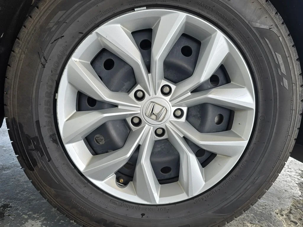 Used 2025 White Honda LX image 33