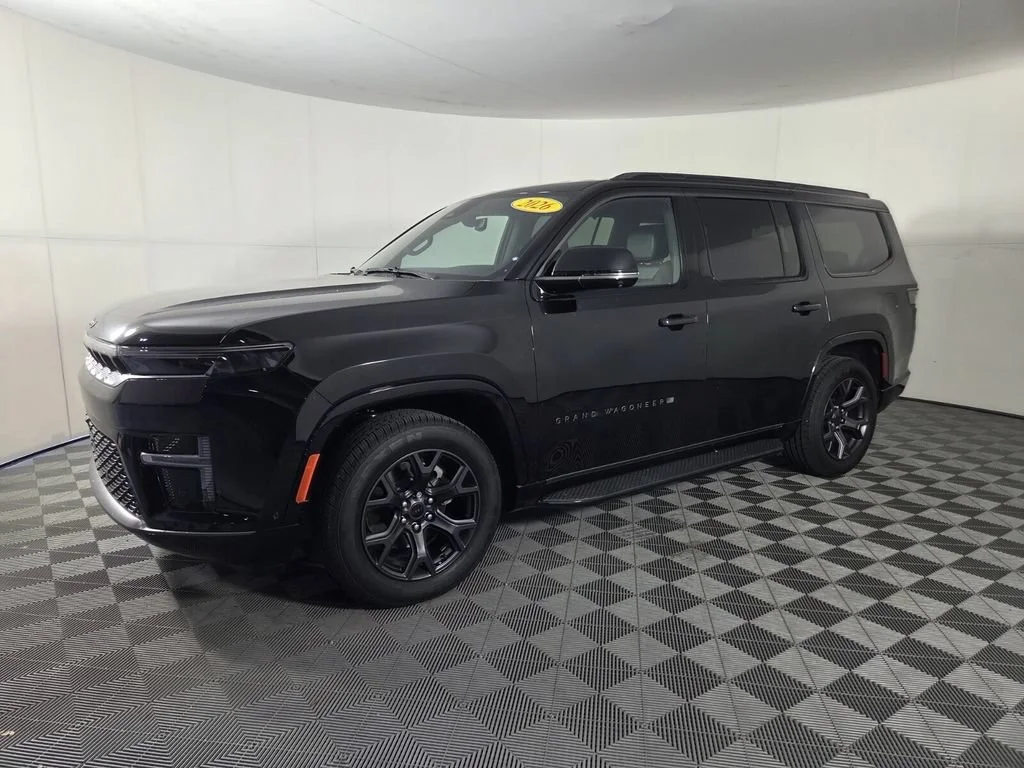New 2026 High Gloss Black Exterior Paint Jeep Limited Altitude image 4