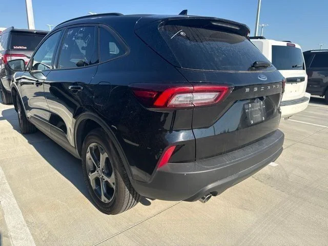 Used 2025 Black Ford ST-Line image 3