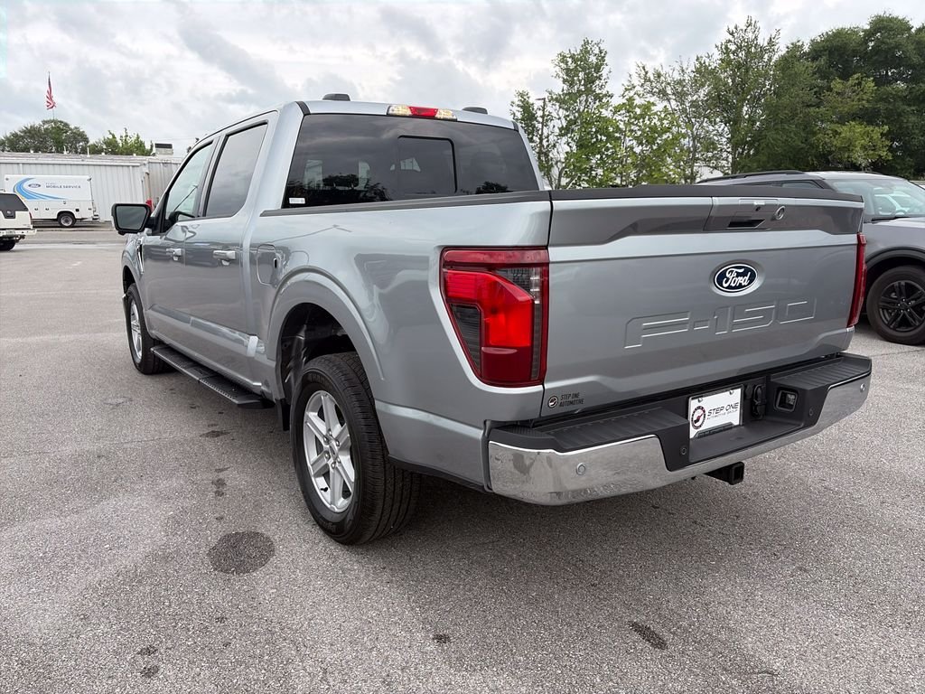 New 2026 Iconic Silver Metallic Ford XLT image 32