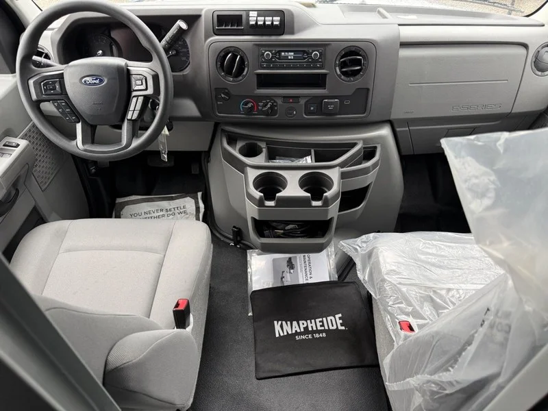New 2026 Oxford White Ford SRW KUV image 6