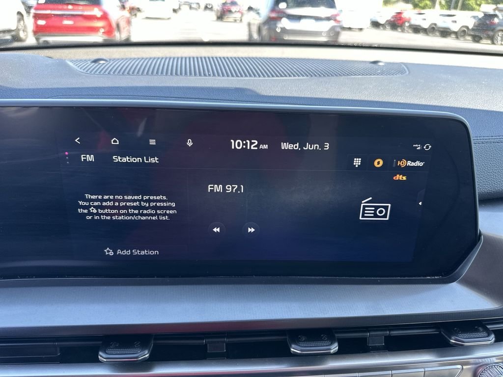Used 2024 Black Kia S image 22