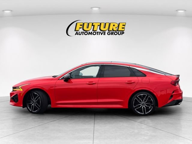 Used 2024 White Kia GT image 7