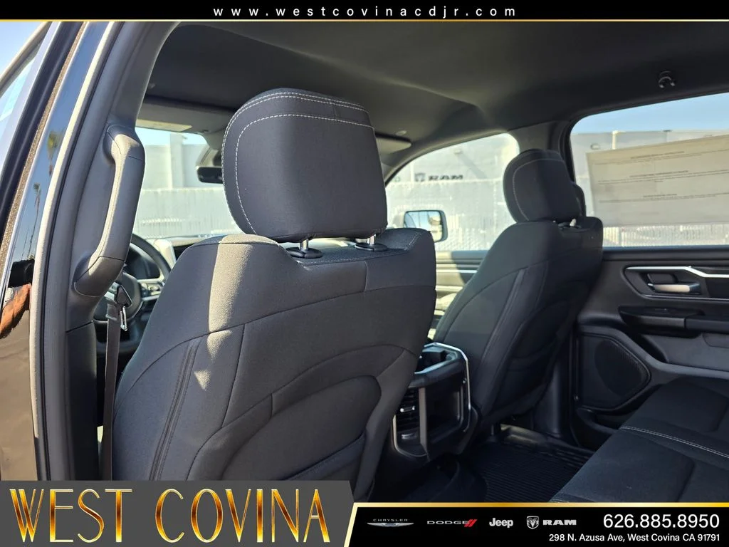 New 2026 Diamond Black Crystal Pearlcoat RAM Big Horn/Lone Star image 10