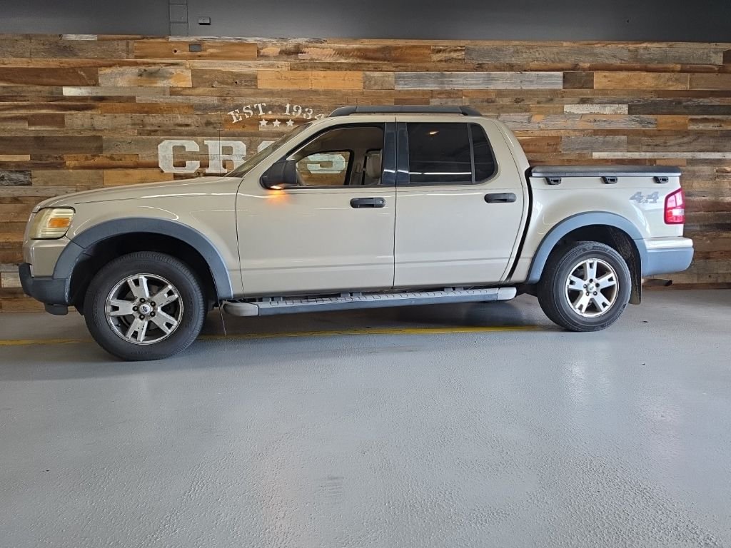Used 2007 Pueblo Gold Clearcoat Metallic Ford XLT image 11