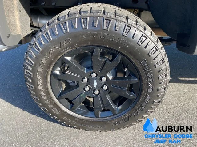 Used 2022 Blue Chevrolet ZR2 image 12