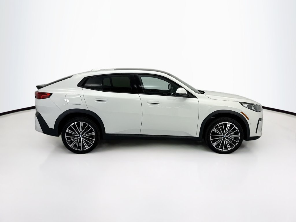 Certified Used 2026 Alpine White BMW xDrive28i image 5