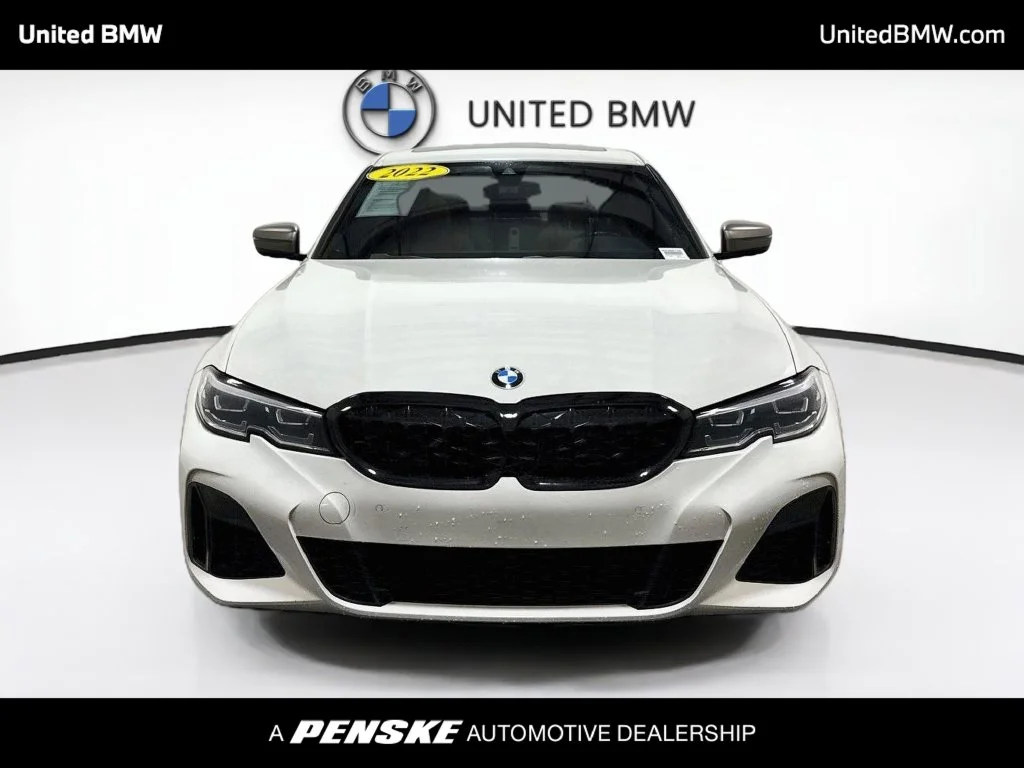Used 2022 Alpine White BMW M340i xDrive image 2
