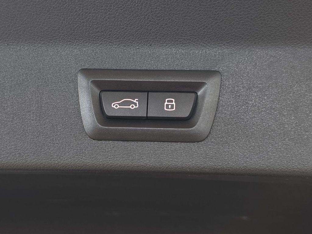 Certified Used 2023 Skyscraper Grey Metallic BMW sDrive30i image 31