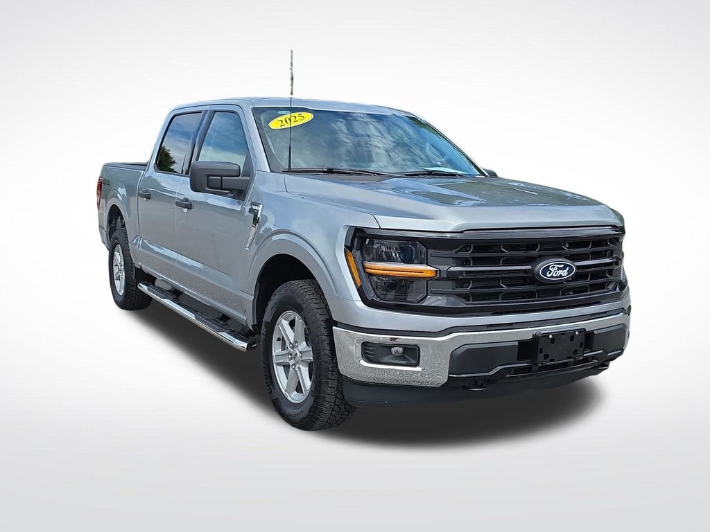 Used 2025 Silver Ford XLT image 8