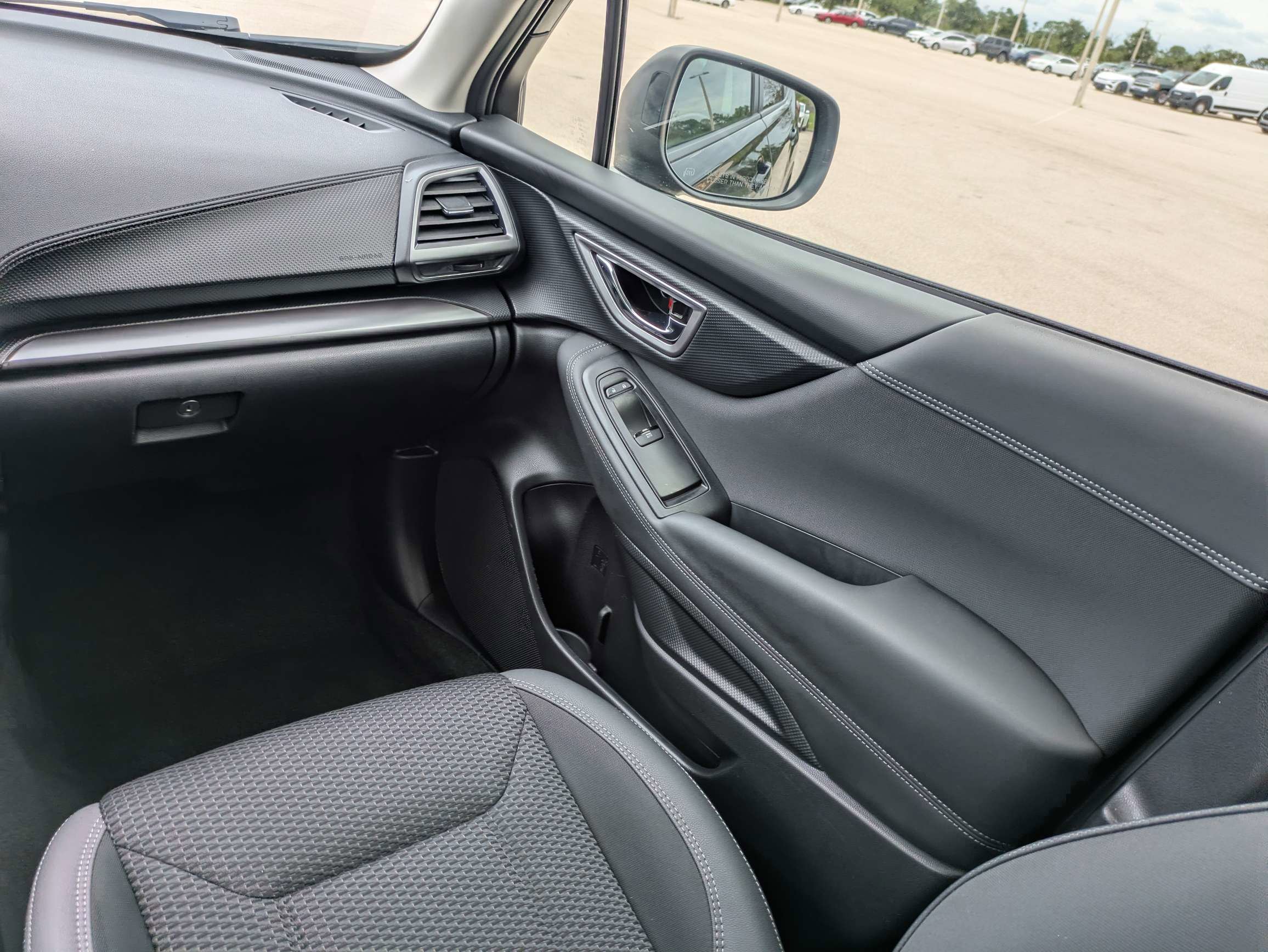 Used 2024 Crystal Black Silica Subaru Premium image 21