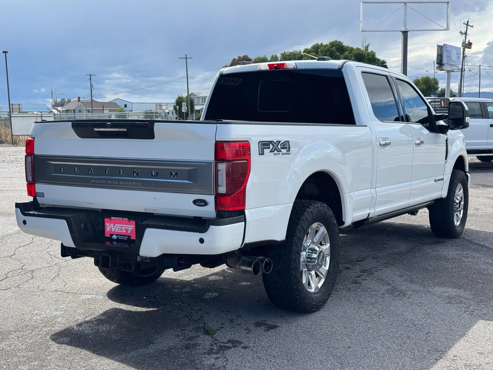 Used 2022 White Ford Platinum image 6