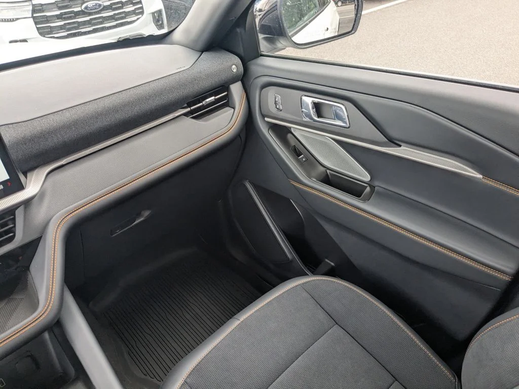 New 2026 Star White Metallic Tri-Coat Ford Tremor image 20