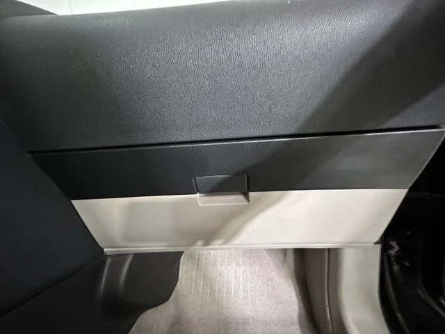Used 2014 Black Nissan S image 24