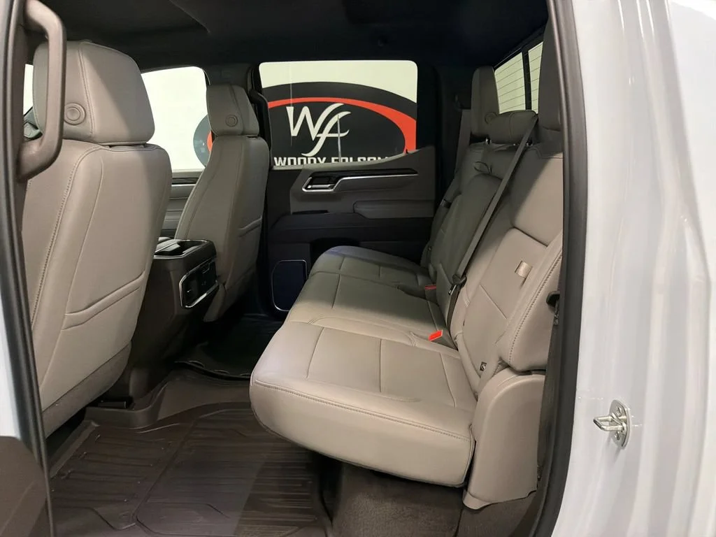 New 2026 Glacier White Tricoat GMC SLT image 13