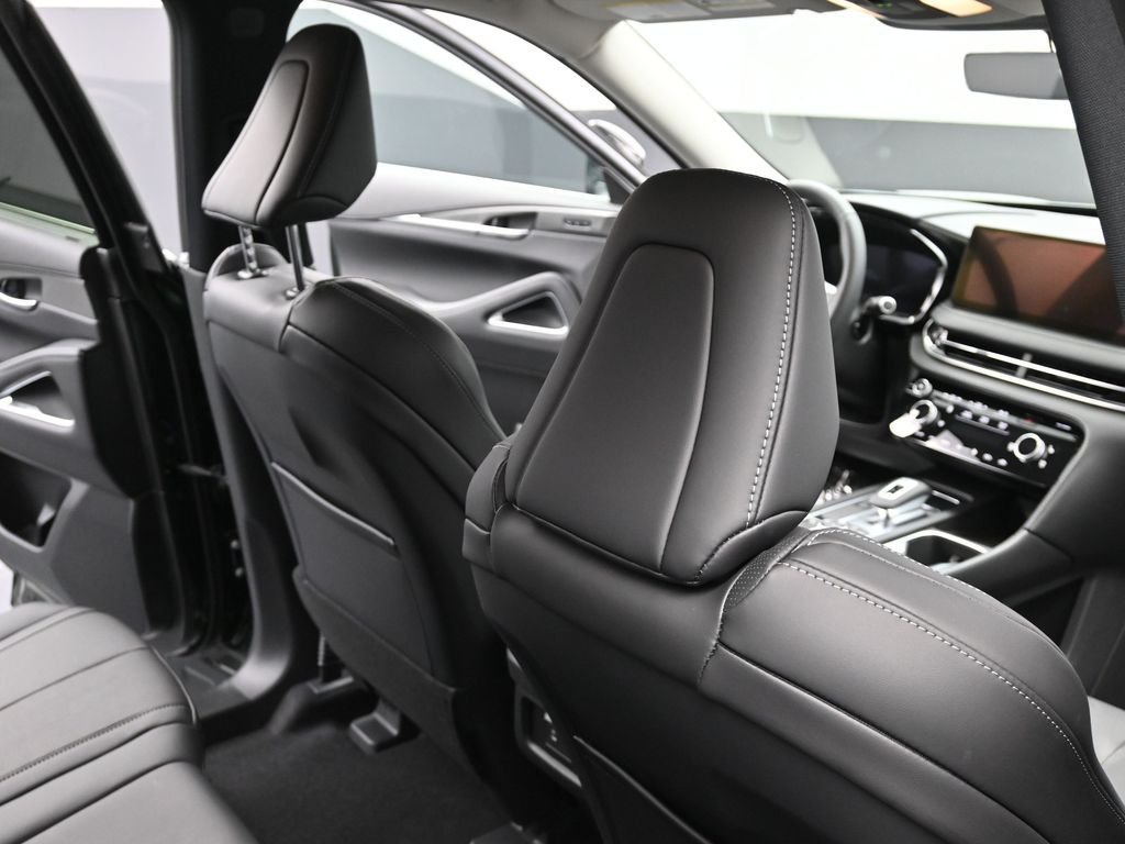 New 2026 Green INFINITI LUXE image 20