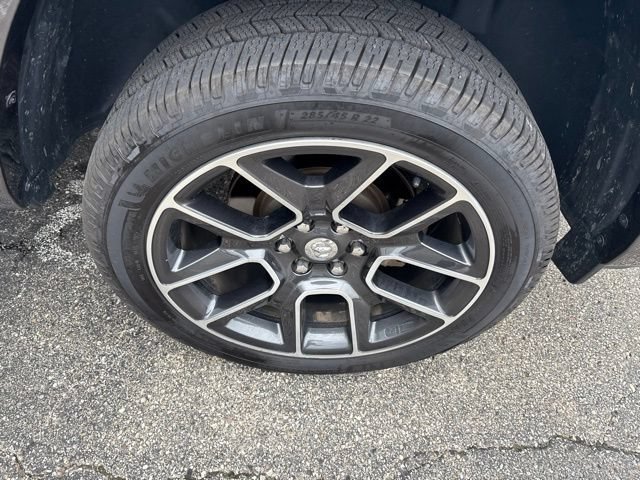 Used 2019 Granite Crystal Metallic Clearcoat Ram Laramie image 16