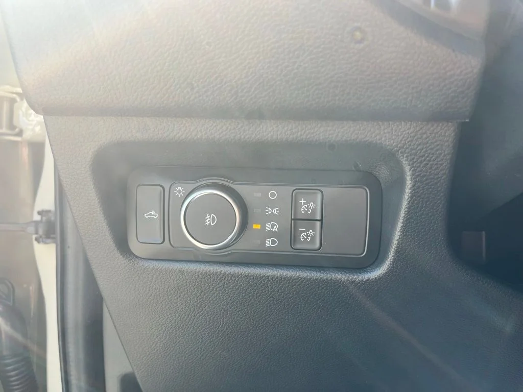 New 2026 Beige Ford XLT image 17
