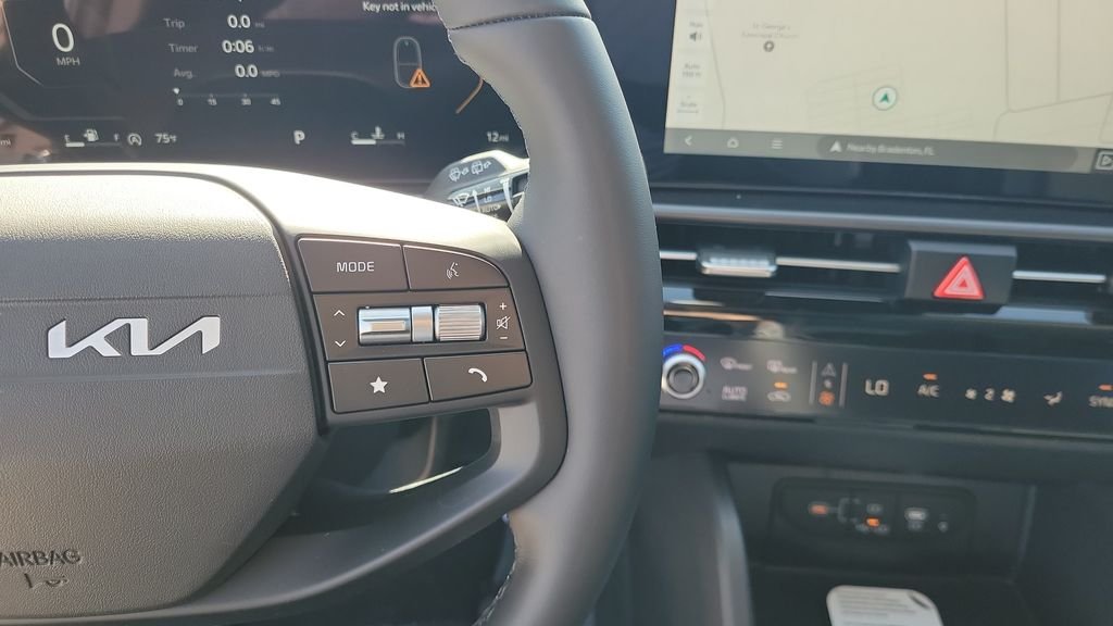 New 2026 Wolf Gray Kia SX image 30