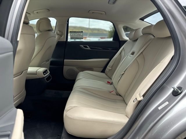 Used 2021 Silver Genesis 2.5T image 15
