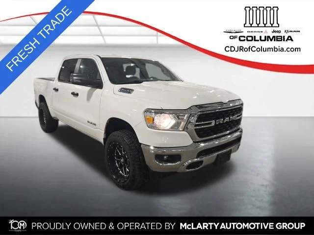 2023 RAM 1500 Big Horn/Lone Star 4x4 Crew Cab 5'7's photo