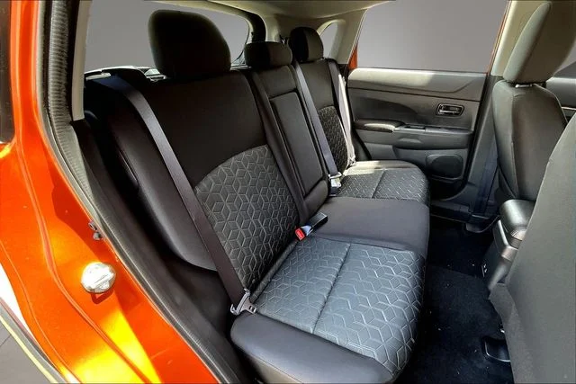 New 2026 Orange Mitsubishi 2.0 LE image 10