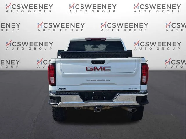 Used 2022 Summit White GMC SLE image 4