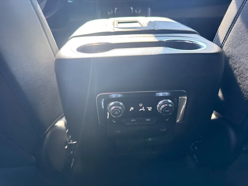 Used 2022 WHITE FROST TRICOAT GMC SLT image 14